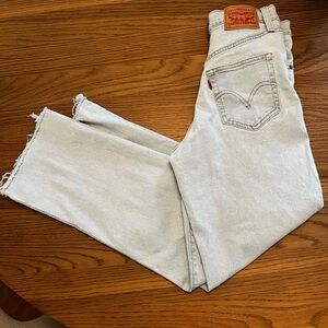 Levi's Light Wash Denim Jeans